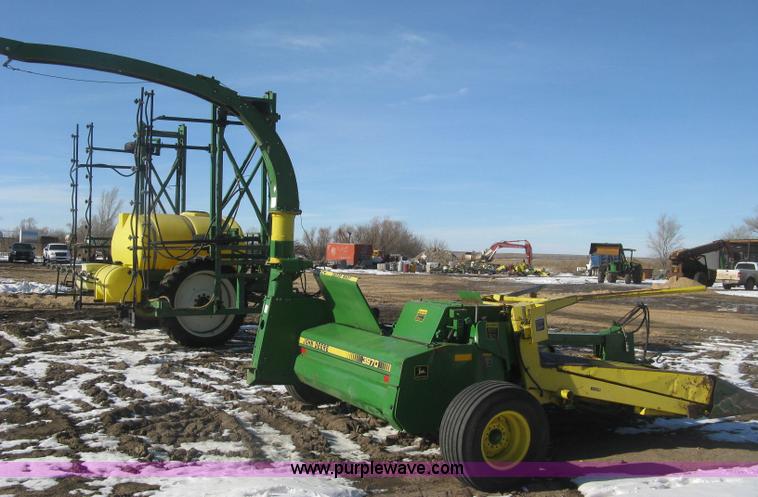 image for item K2764 John Deere 3970 chopper