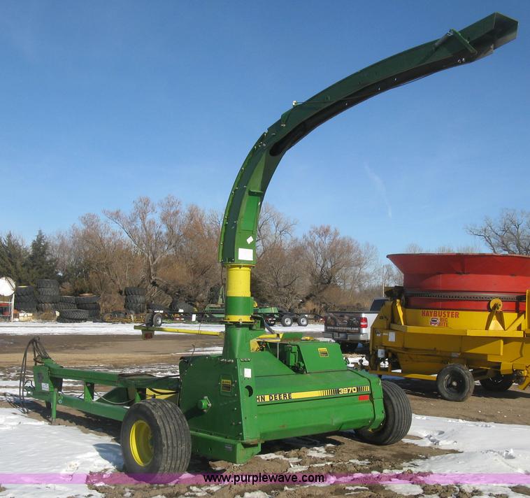 image for item K2764 John Deere 3970 chopper