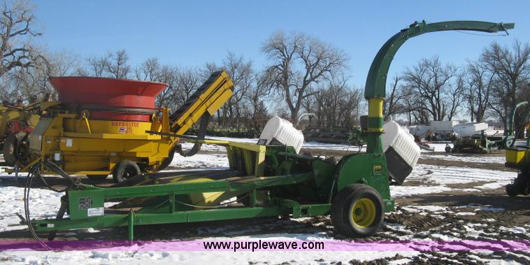 image for item K2764 John Deere 3970 chopper