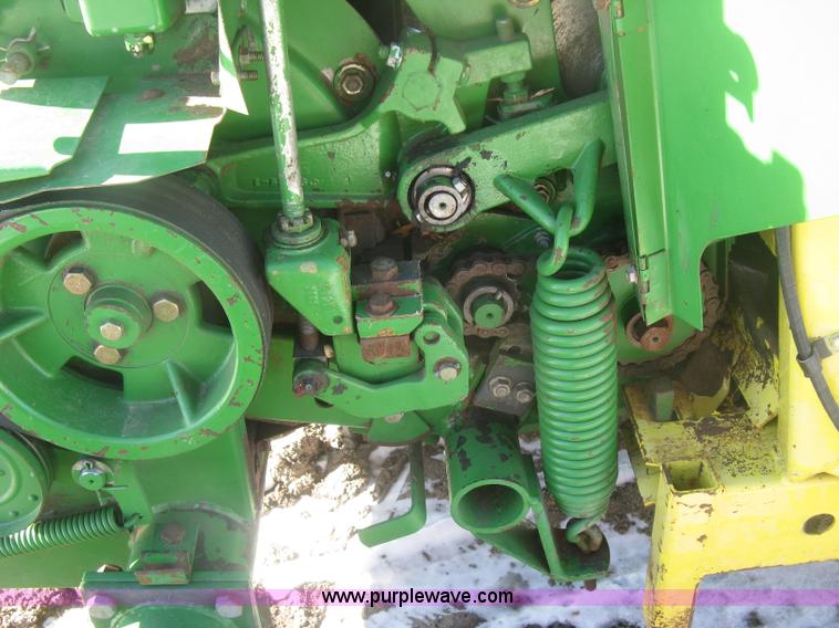 image for item K2764 John Deere 3970 chopper