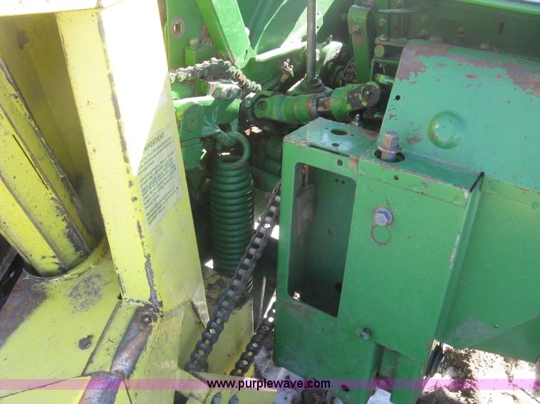 image for item K2764 John Deere 3970 chopper
