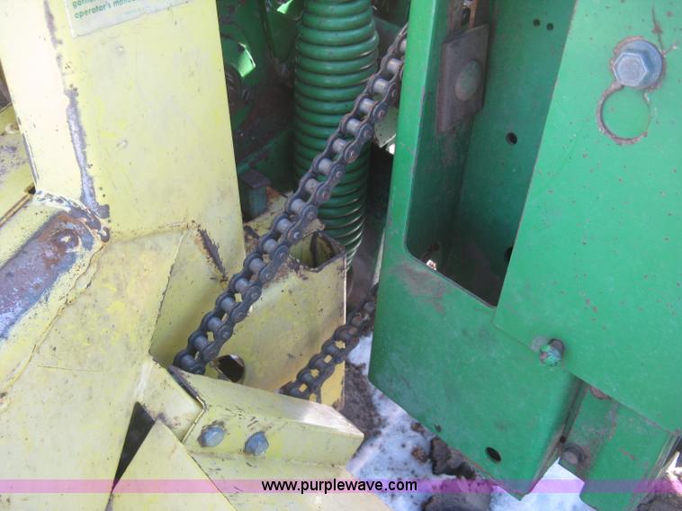 image for item K2764 John Deere 3970 chopper