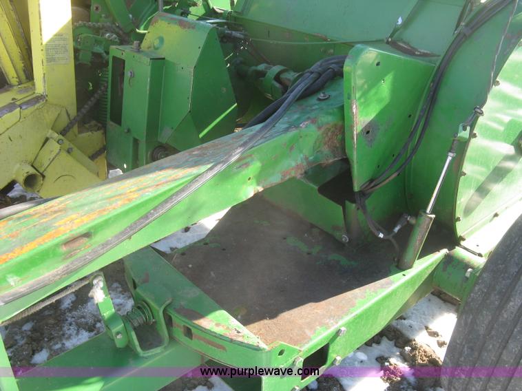 image for item K2764 John Deere 3970 chopper