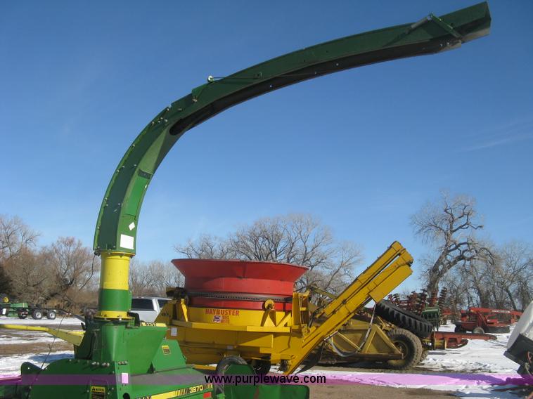 image for item K2764 John Deere 3970 chopper