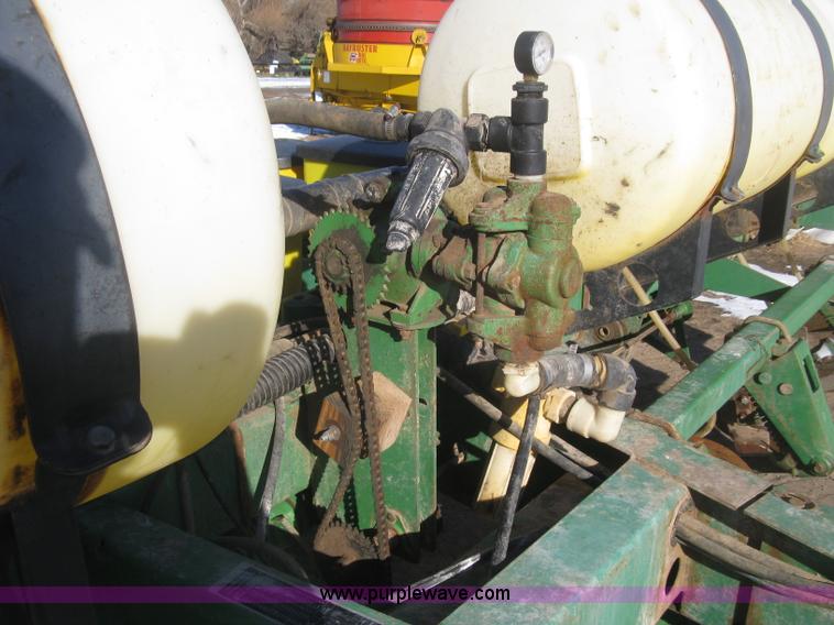 image for item K2767 John Deere 7200 planter