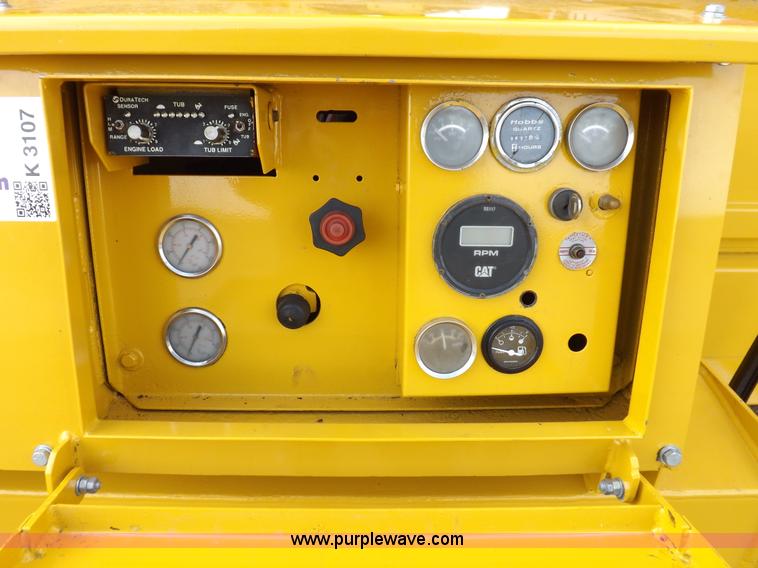 image for item K3107 HayBuster I1100E Big Bite tub grinder