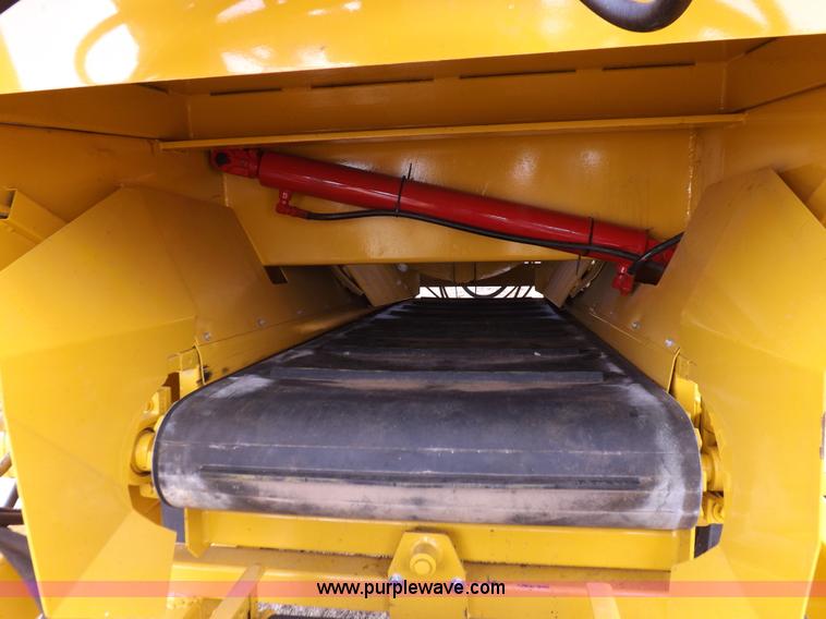 image for item K3107 HayBuster I1100E Big Bite tub grinder