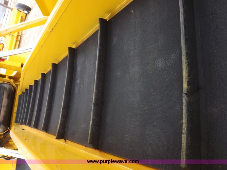 image for item K3107 HayBuster I1100E Big Bite tub grinder