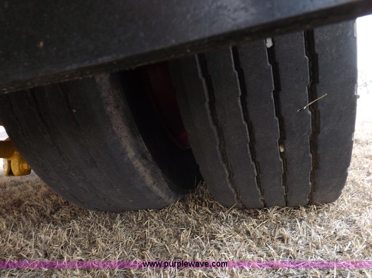 image for item K3107 HayBuster I1100E Big Bite tub grinder