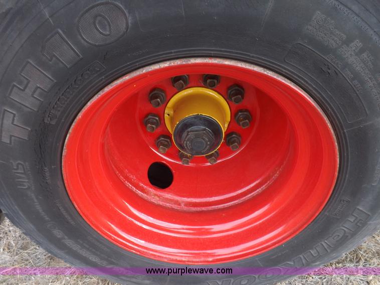 image for item K3107 HayBuster I1100E Big Bite tub grinder