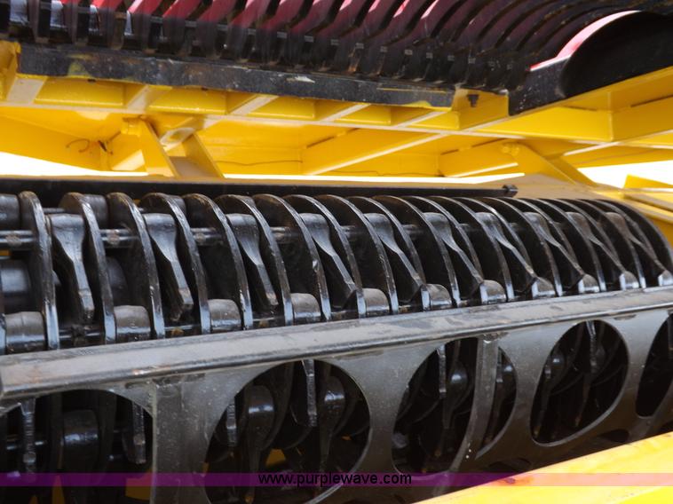 image for item K3107 HayBuster I1100E Big Bite tub grinder