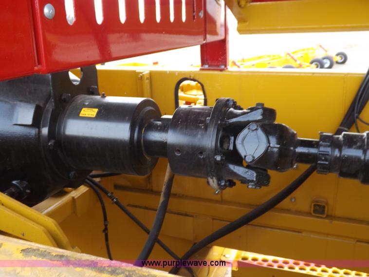 image for item K3107 HayBuster I1100E Big Bite tub grinder