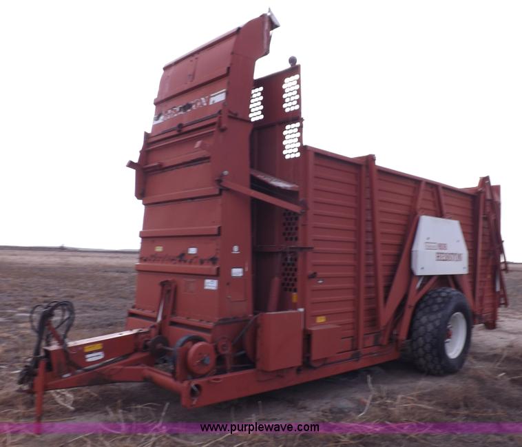 image for item K3109 Hesston 60B stakhand