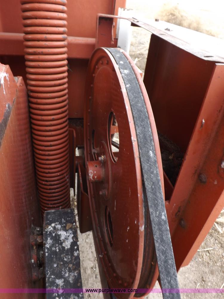 image for item K3109 Hesston 60B stakhand