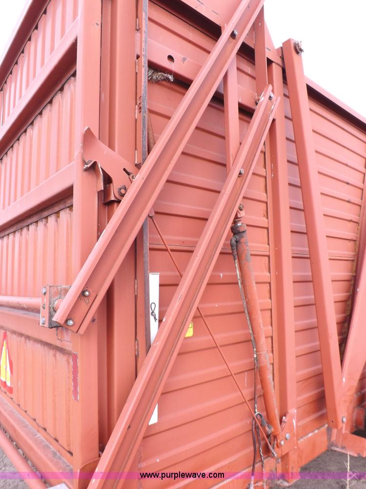 image for item K3109 Hesston 60B stakhand