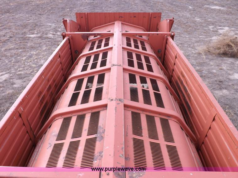 image for item K3109 Hesston 60B stakhand