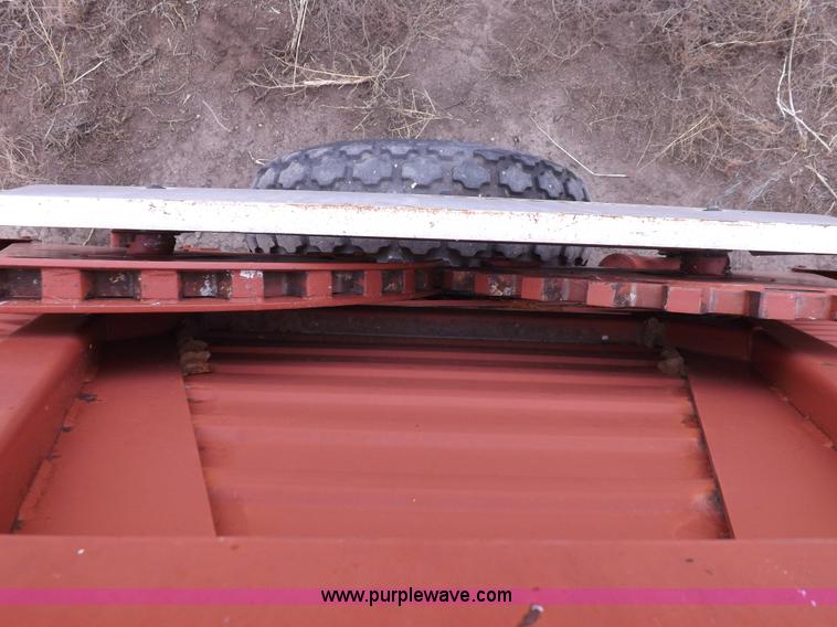 image for item K3109 Hesston 60B stakhand