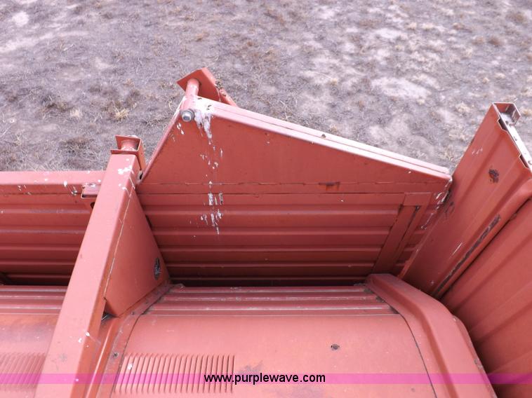 image for item K3109 Hesston 60B stakhand