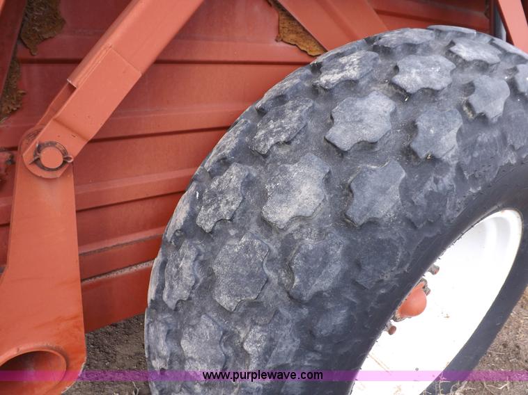 image for item K3109 Hesston 60B stakhand