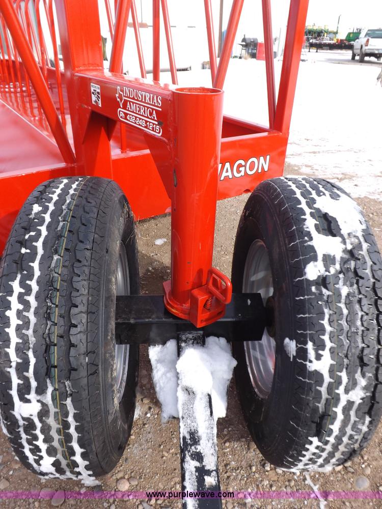 image for item K3112 Hay feeder wagon