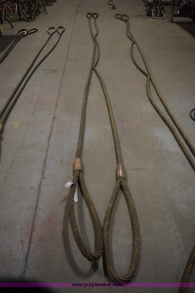 (2) cable chokers in Hutchinson, KS Item BE9642 sold Purple Wave