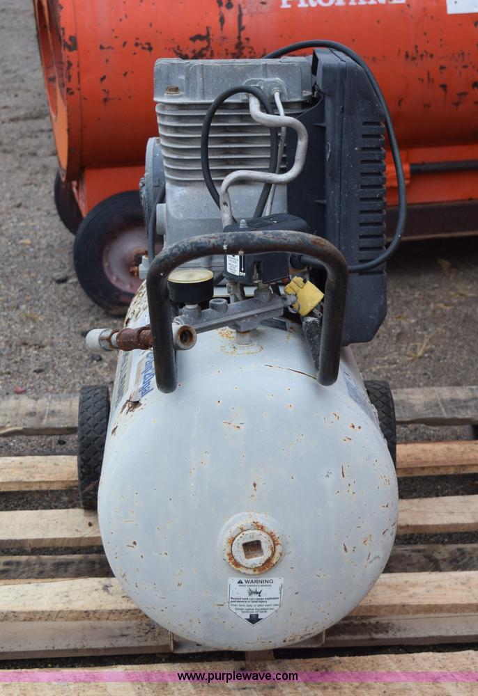 image for item BE9738 Ingersoll Rand air compressor