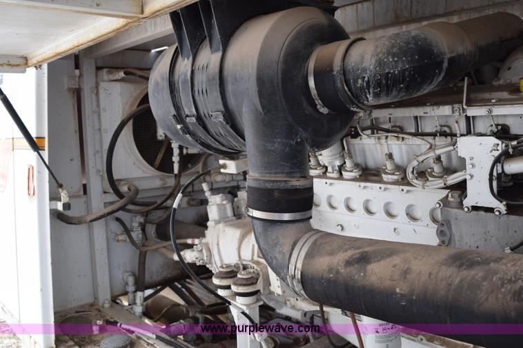 image for item BE9741 1999 Schwing mobile concrete pump