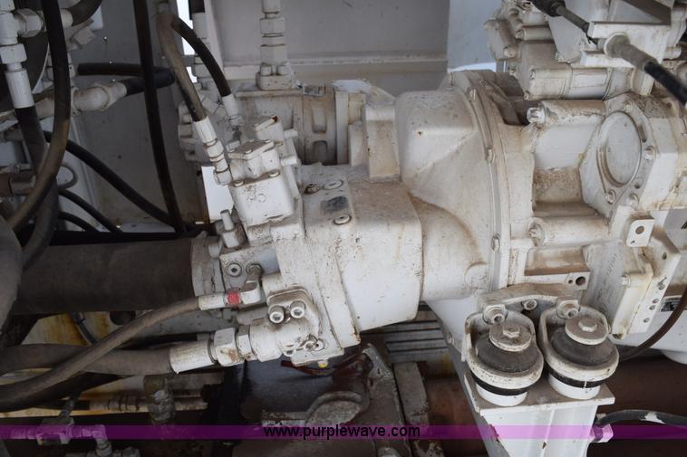 image for item BE9741 1999 Schwing mobile concrete pump