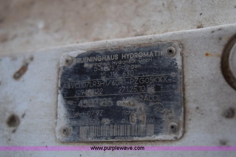 image for item BE9741 1999 Schwing mobile concrete pump