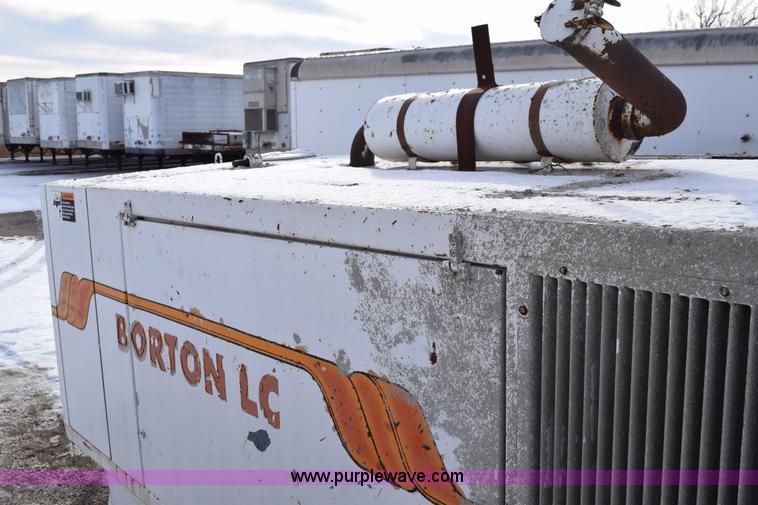 image for item BE9741 1999 Schwing mobile concrete pump