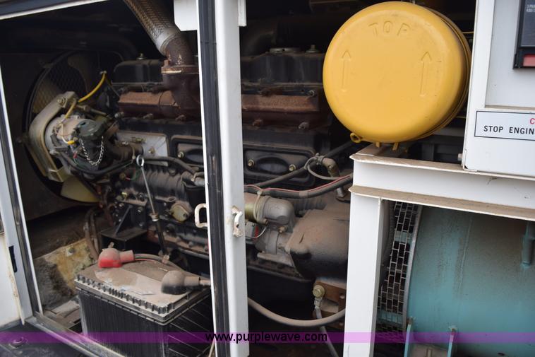 image for item BE9742 Multiquip Whisperwatt 60 mobile generator