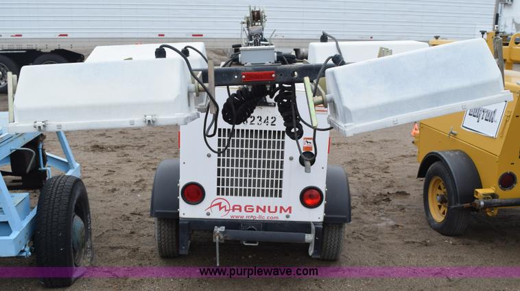 image for item BE9745 Magnum mobile light plant