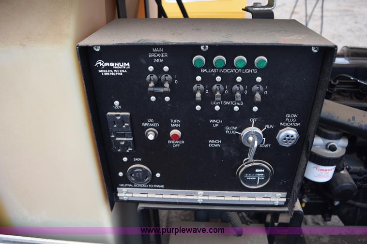 image for item BE9745 Magnum mobile light plant