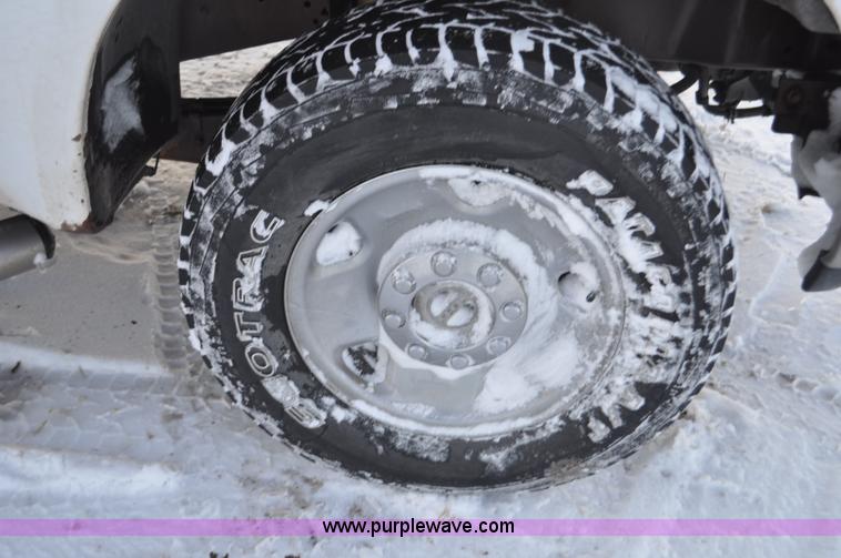 image for item F2170 2005 Ford F250 Super Duty XLT SuperCab pickup truck