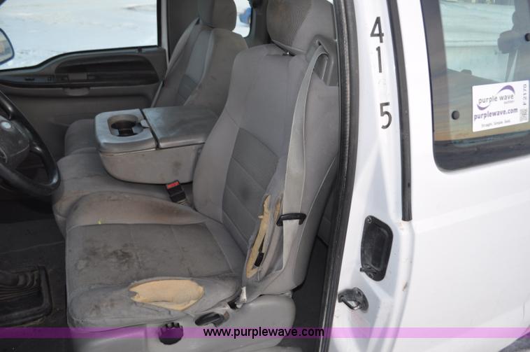 image for item F2170 2005 Ford F250 Super Duty XLT SuperCab pickup truck