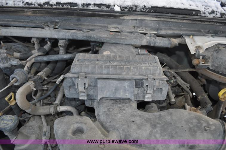 image for item F2170 2005 Ford F250 Super Duty XLT SuperCab pickup truck