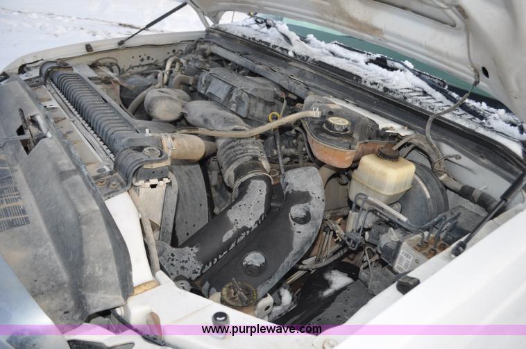 image for item F2170 2005 Ford F250 Super Duty XLT SuperCab pickup truck