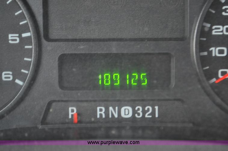 image for item F2170 2005 Ford F250 Super Duty XLT SuperCab pickup truck