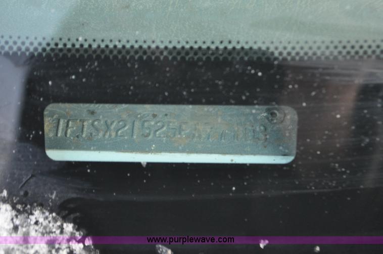 image for item F2170 2005 Ford F250 Super Duty XLT SuperCab pickup truck