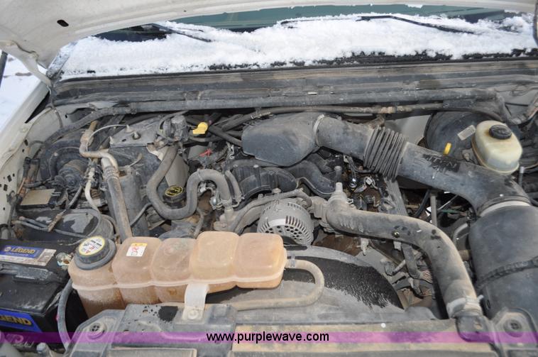 image for item F2171 2004 Ford F250 Super Duty SuperCab pickup truck