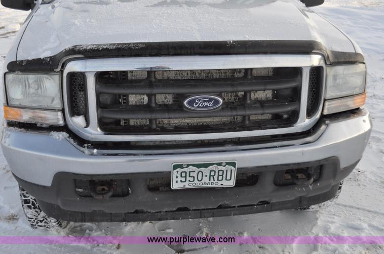 image for item F2171 2004 Ford F250 Super Duty SuperCab pickup truck
