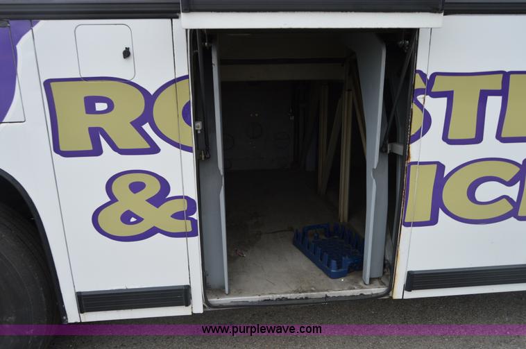 image for item F8355 1995 Setra S215HDA Intercontinental tour bus