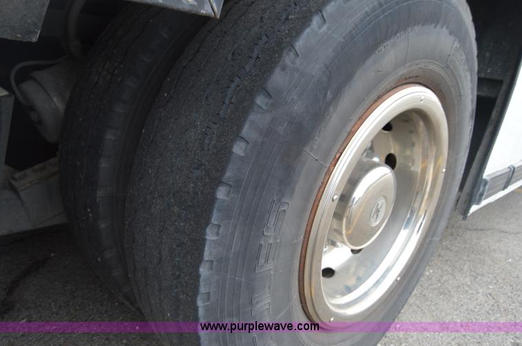 image for item F8355 1995 Setra S215HDA Intercontinental tour bus