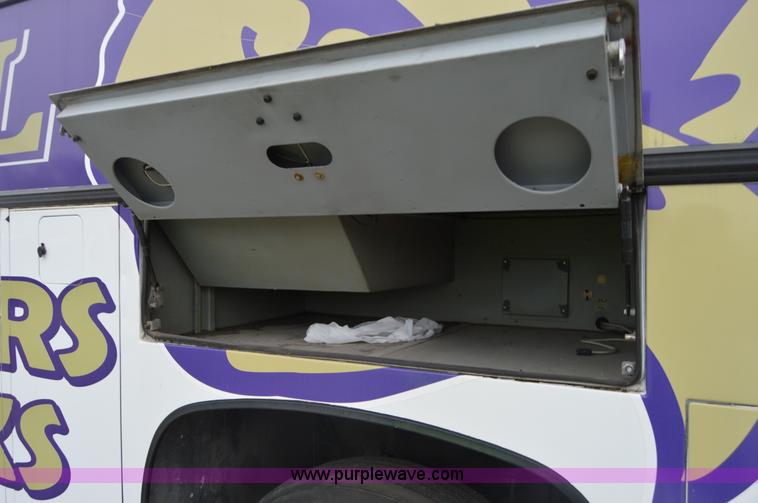 image for item F8355 1995 Setra S215HDA Intercontinental tour bus