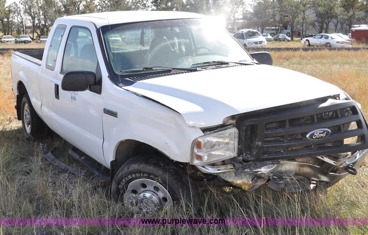 image for item G6181 2007 Ford F250 Super Duty XLT pickup truck