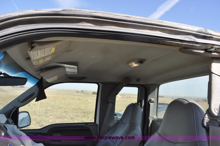 image for item G6181 2007 Ford F250 Super Duty XLT pickup truck