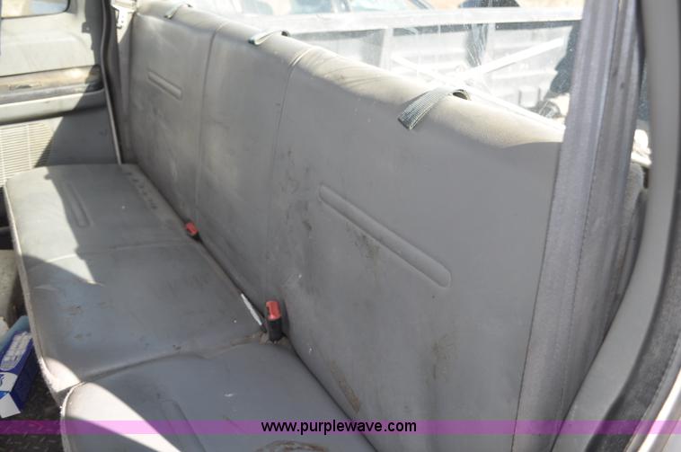 image for item G6181 2007 Ford F250 Super Duty XLT pickup truck