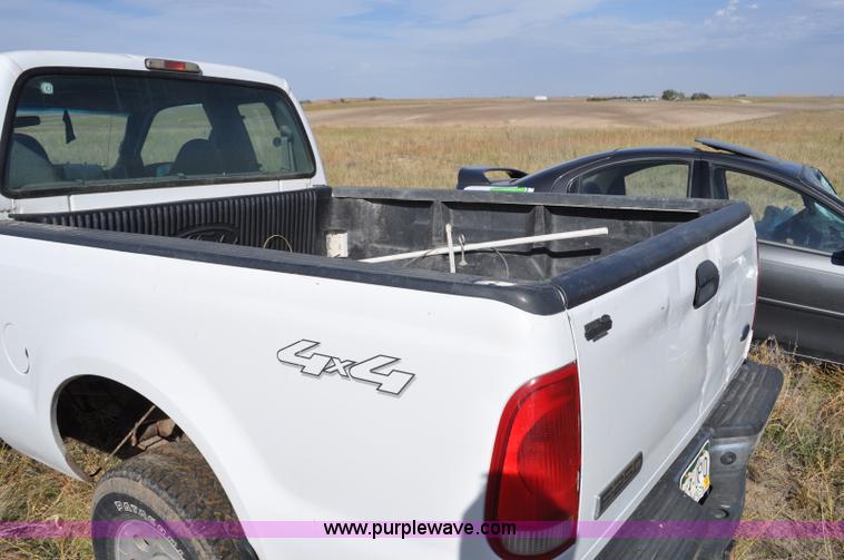 image for item G6181 2007 Ford F250 Super Duty XLT pickup truck