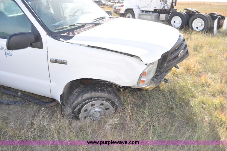 image for item G6181 2007 Ford F250 Super Duty XLT pickup truck