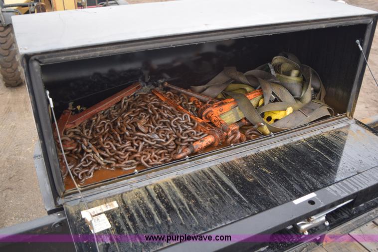 image for item H9262 1983 WW gooseneck flatbed trailer